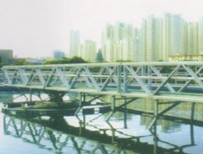 ZCGN型中心傳動(dòng)垂架式刮泥機(jī)