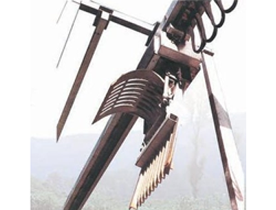 GSCY型(xíng)鏟抓移動除污(wū)機